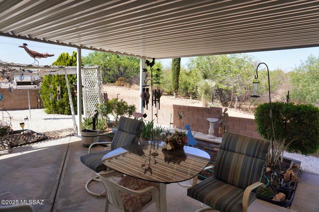 852 W Jennella Drive, Benson, AZ 85602