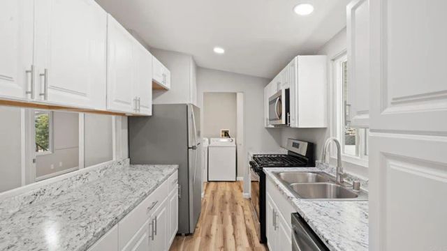 13490 Highway 8 Business 8, Lakeside, CA 92040