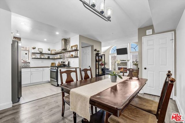 14363 Nordhoff Street B, Los Angeles, CA 91402