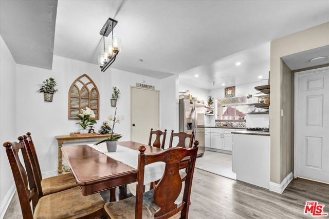 14363 Nordhoff Street B, Los Angeles, CA 91402
