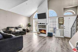 14363 Nordhoff Street B, Los Angeles, CA 91402
