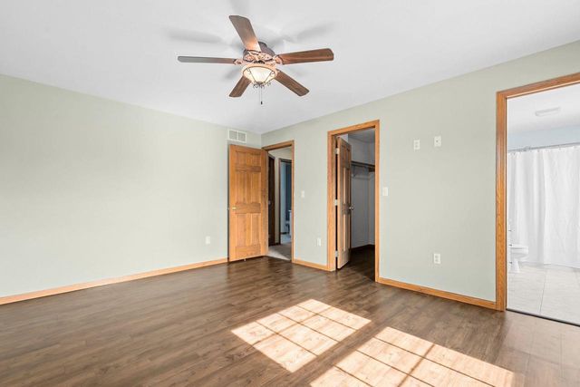 1198 FIELDVIEW DRIVE, Menasha, WI 54952