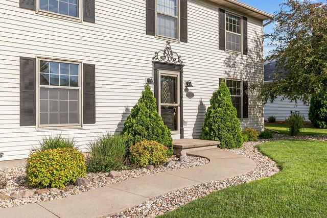 1198 FIELDVIEW DRIVE, Menasha, WI 54952