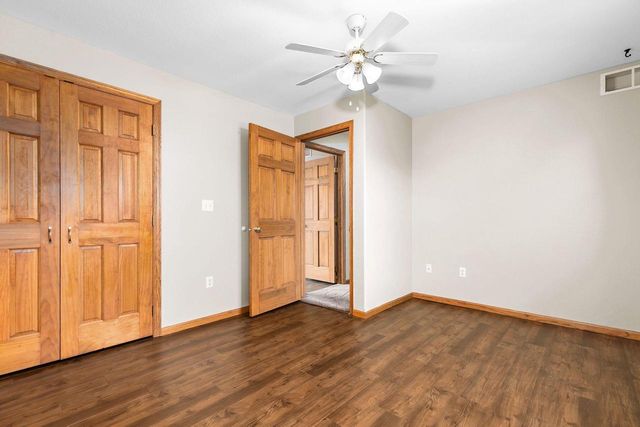 1198 FIELDVIEW DRIVE, Menasha, WI 54952