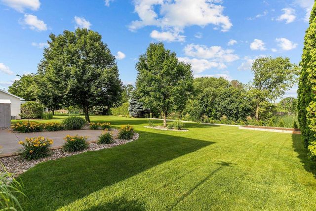1198 FIELDVIEW DRIVE, Menasha, WI 54952