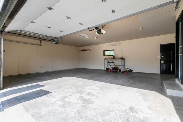 1198 FIELDVIEW DRIVE, Menasha, WI 54952