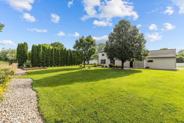 1198 FIELDVIEW DRIVE, Menasha, WI 54952
