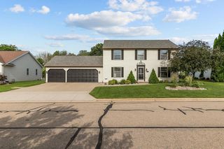 1198 FIELDVIEW DRIVE, Menasha, WI 54952