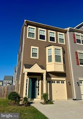 10112 FUTBOL CT, Fredericksburg, VA 22408