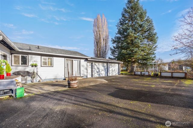 122 S 8th, Mccleary, WA 98557