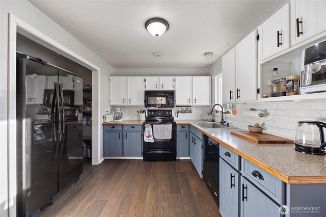 122 S 8th, Mccleary, WA 98557