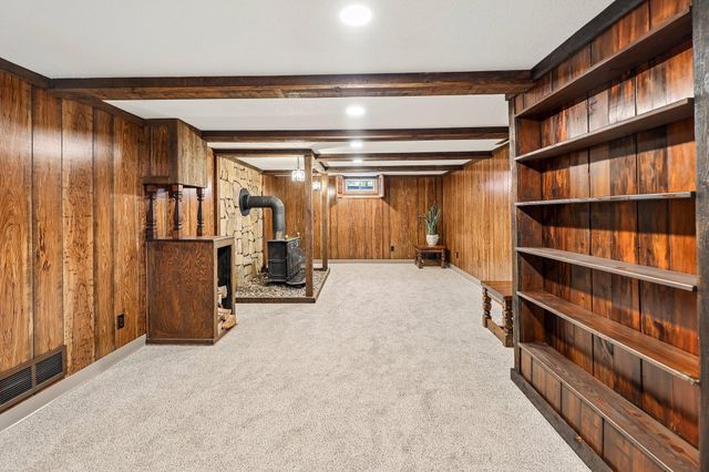 1625 Flag Avenue N, Golden Valley, MN 55427