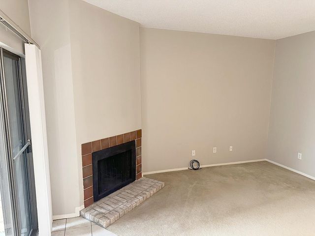 7057 N Holiday Drive, Galveston, TX 77550