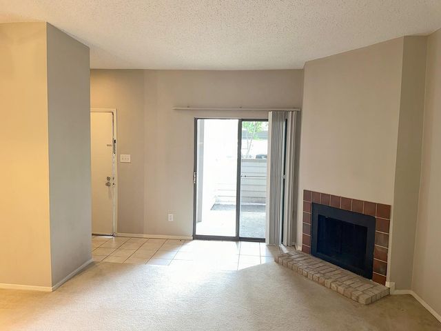 7057 N Holiday Drive, Galveston, TX 77550