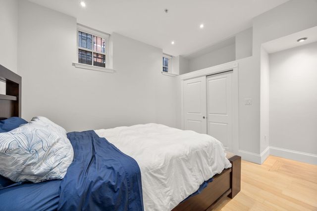 28 Isabella St 28, Boston, MA 02116