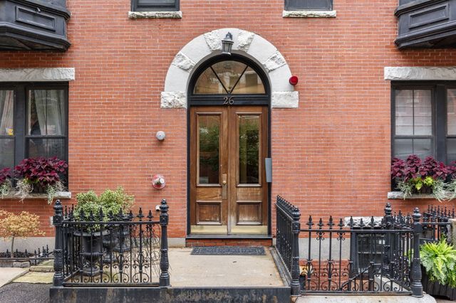 28 Isabella St 28, Boston, MA 02116