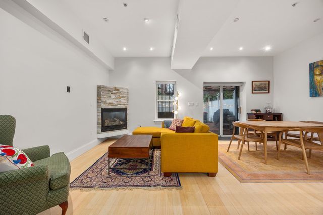 28 Isabella St 28, Boston, MA 02116