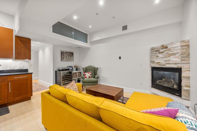28 Isabella St 28, Boston, MA 02116