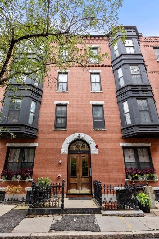 28 Isabella St 28, Boston, MA 02116