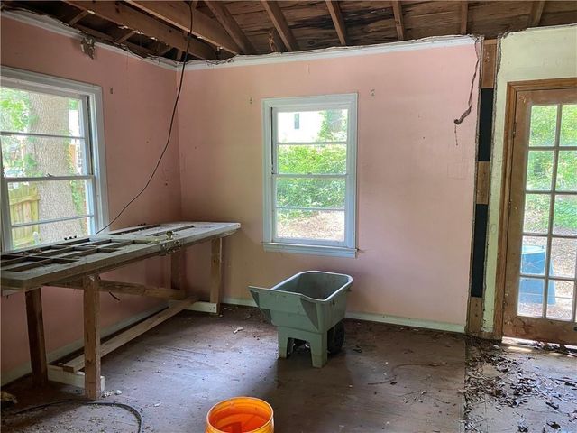 2545 Saint Patrick Street SE, Atlanta, GA 30317