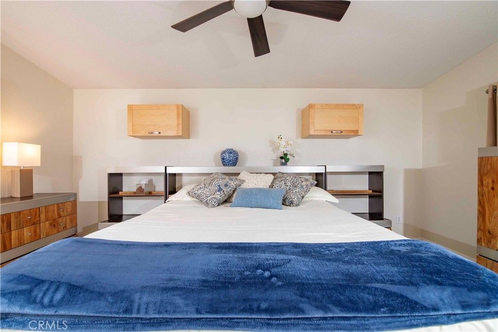 Image 26 of property listing at 11401 Topanga Canyon 77, Chatsworth, CA 91311