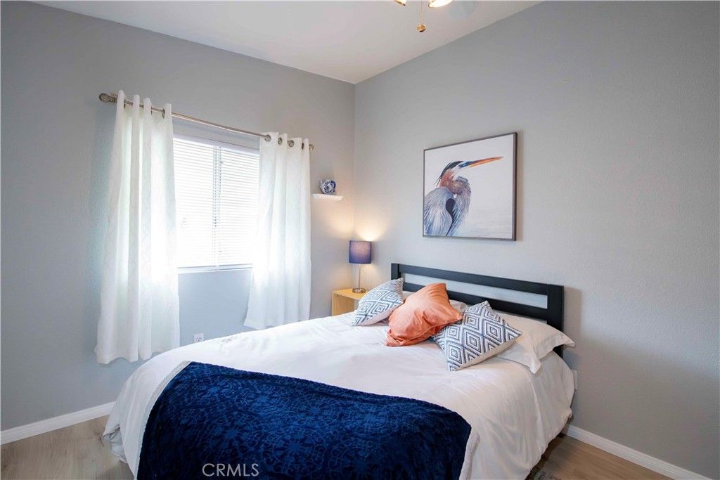 Image 36 of property listing at 11401 Topanga Canyon 77, Chatsworth, CA 91311