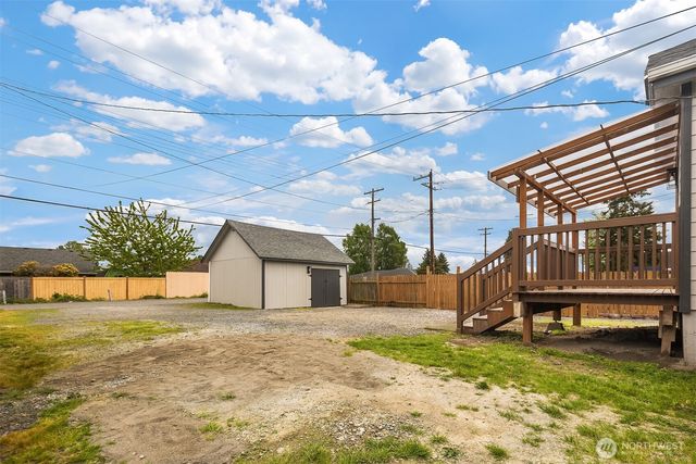 1325 Broadway, Everett, WA 98201