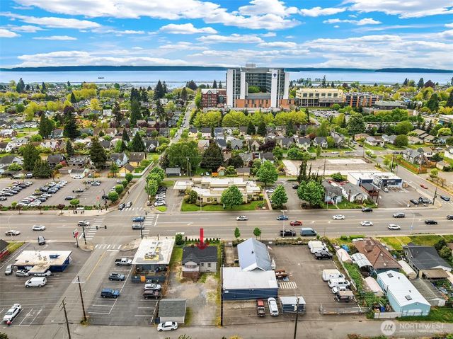 1325 Broadway, Everett, WA 98201