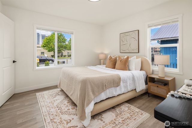 1325 Broadway, Everett, WA 98201