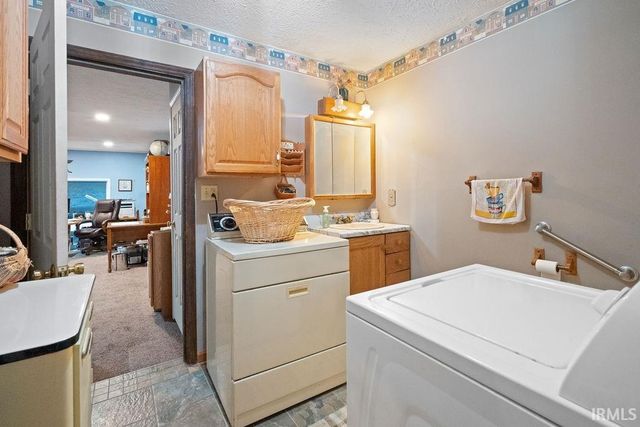 2505 ELAINE Court, Kokomo, IN 46902