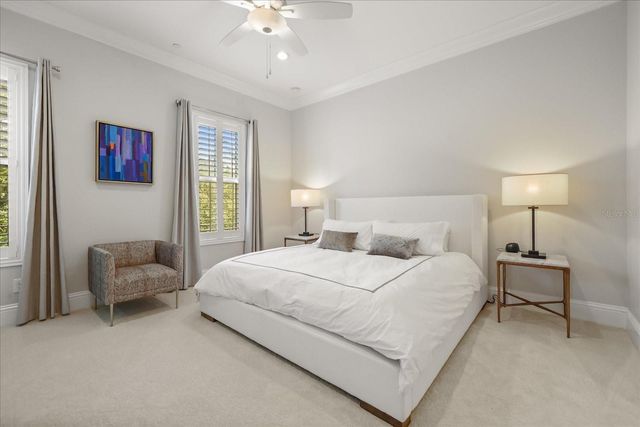 623 E JACKSON STREET, Orlando, FL 32801