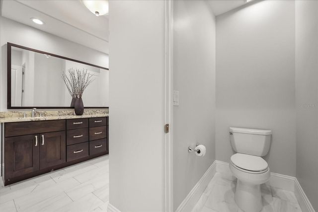 623 E JACKSON STREET, Orlando, FL 32801