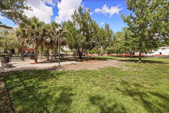 623 E JACKSON STREET, Orlando, FL 32801