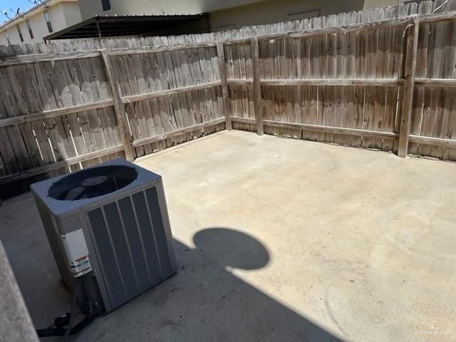 1403 Fig Avenue W, Pharr, TX 78577