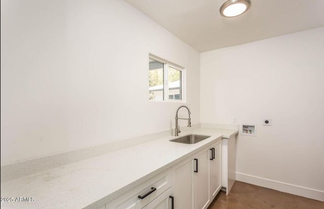4721 N 24TH Street, Phoenix, AZ 85016