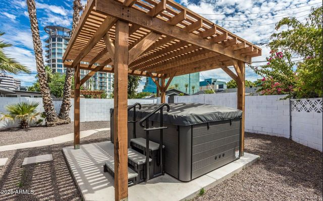 4721 N 24TH Street, Phoenix, AZ 85016