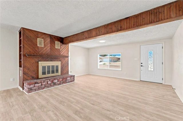 1148 E Virginia Way, Barstow, CA 92311