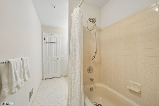 280 Potomac Dr, Bernards Twp., NJ 07920