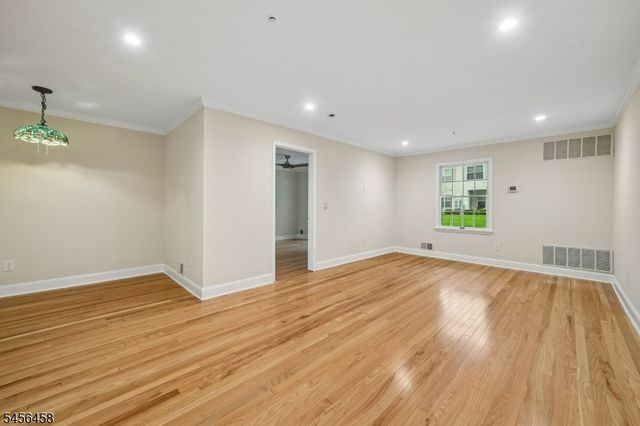 280 Potomac Dr, Bernards Twp., NJ 07920