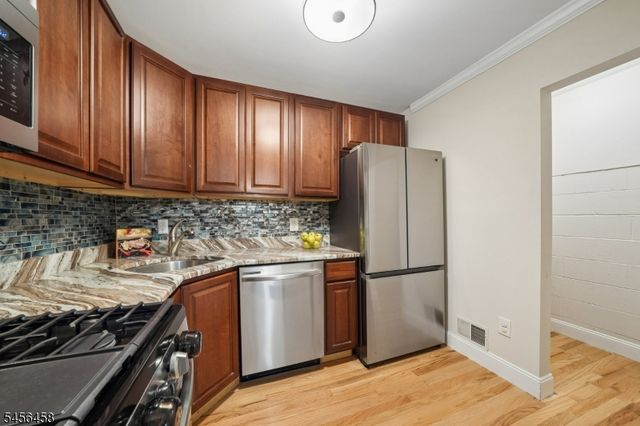 280 Potomac Dr, Bernards Twp., NJ 07920