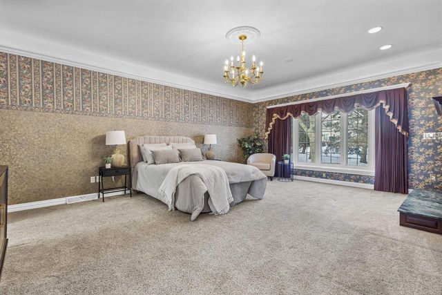 324 E HADDONSTONE DRIVE, Appleton, WI 54913