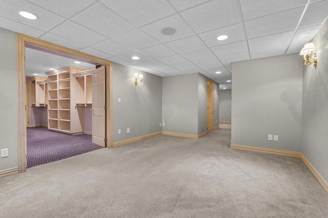 324 E HADDONSTONE DRIVE, Appleton, WI 54913