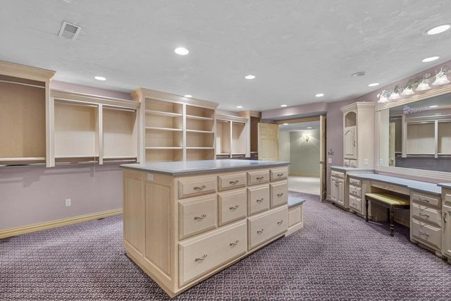 324 E HADDONSTONE DRIVE, Appleton, WI 54913