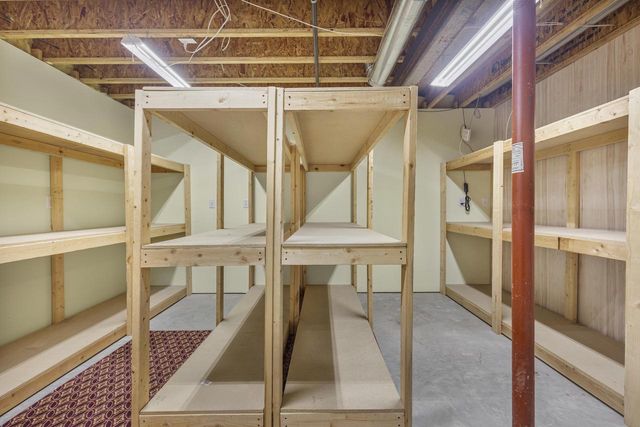 324 E HADDONSTONE DRIVE, Appleton, WI 54913