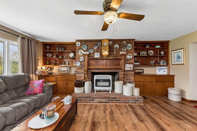 3911 Campbell Road, Fayetteville, OH 45118