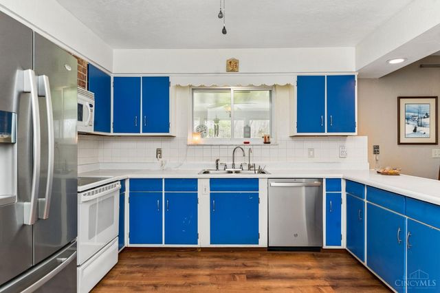 3911 Campbell Road, Fayetteville, OH 45118