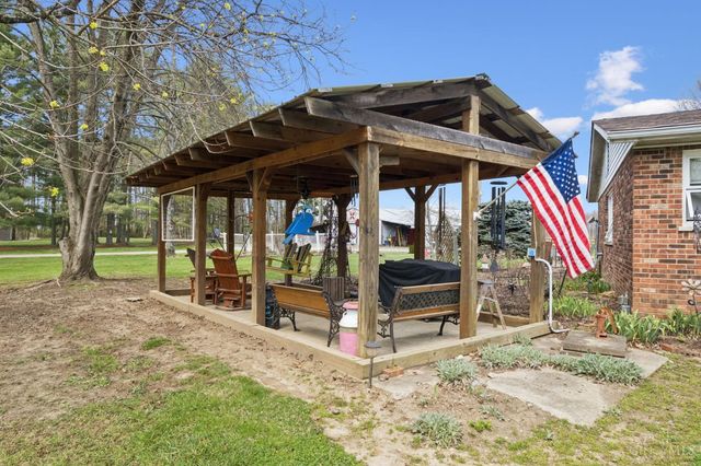 3911 Campbell Road, Fayetteville, OH 45118