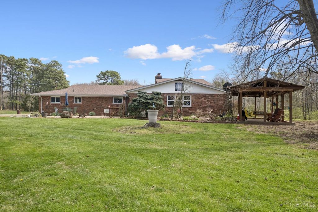 3911 Campbell Road, Fayetteville, OH 45118