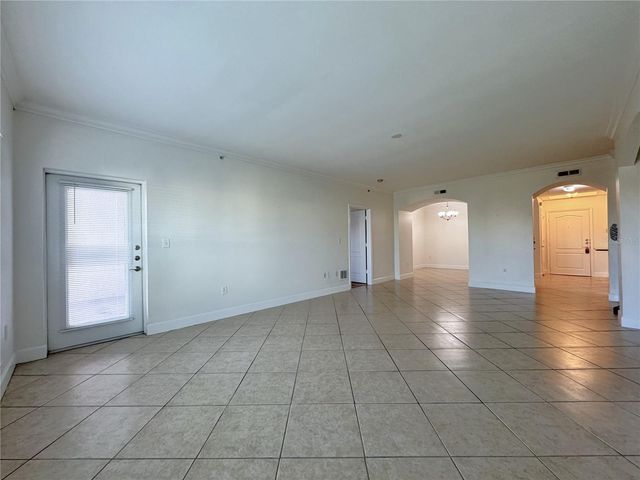 808 3RD AVENUE W 301, Bradenton, FL 34205