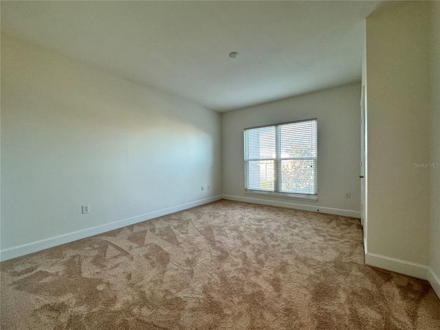 808 3RD AVENUE W 301, Bradenton, FL 34205